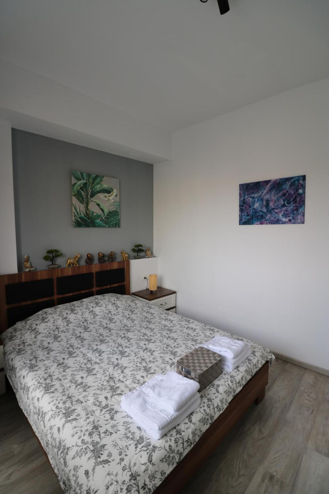 Cozy Deluxe Apartment - Old Town - Free Minibar Bucarest Esterno foto